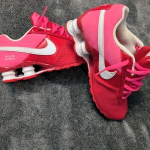 Nike Shox Red and Pink Sneakers Sz 4y